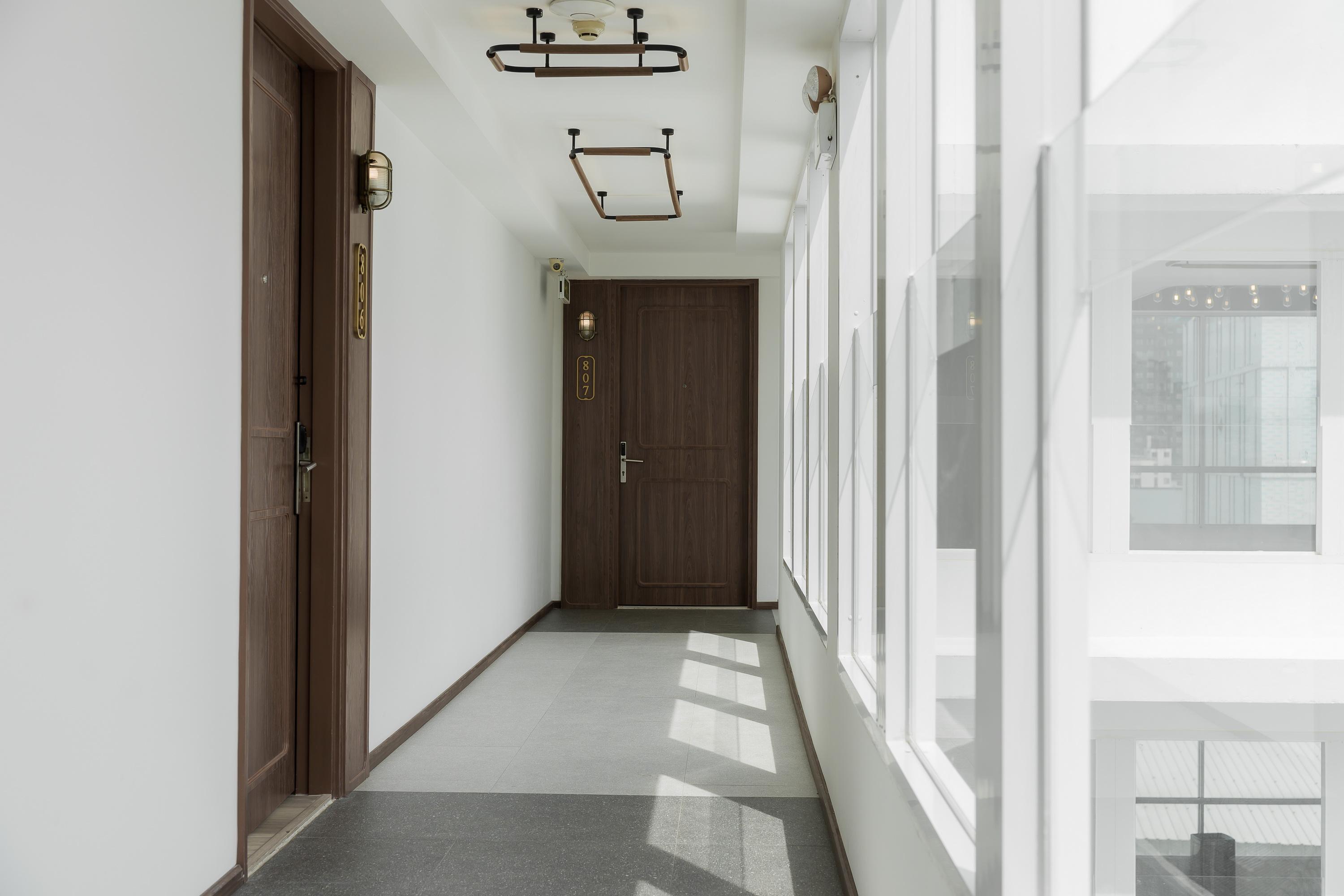 Hotel Amber Sukhumvit 85 Banguecoque Exterior foto